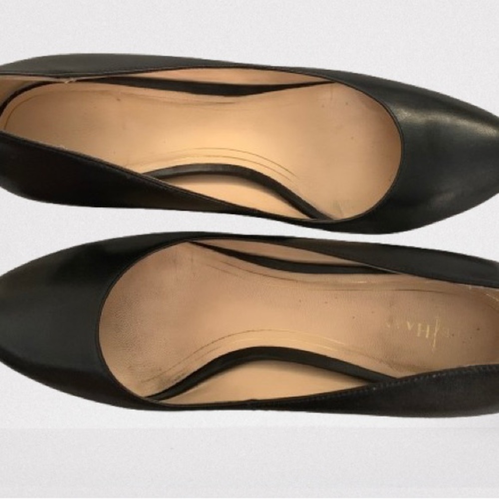 ColeHaan Chelsea Low Pump-
Size 10